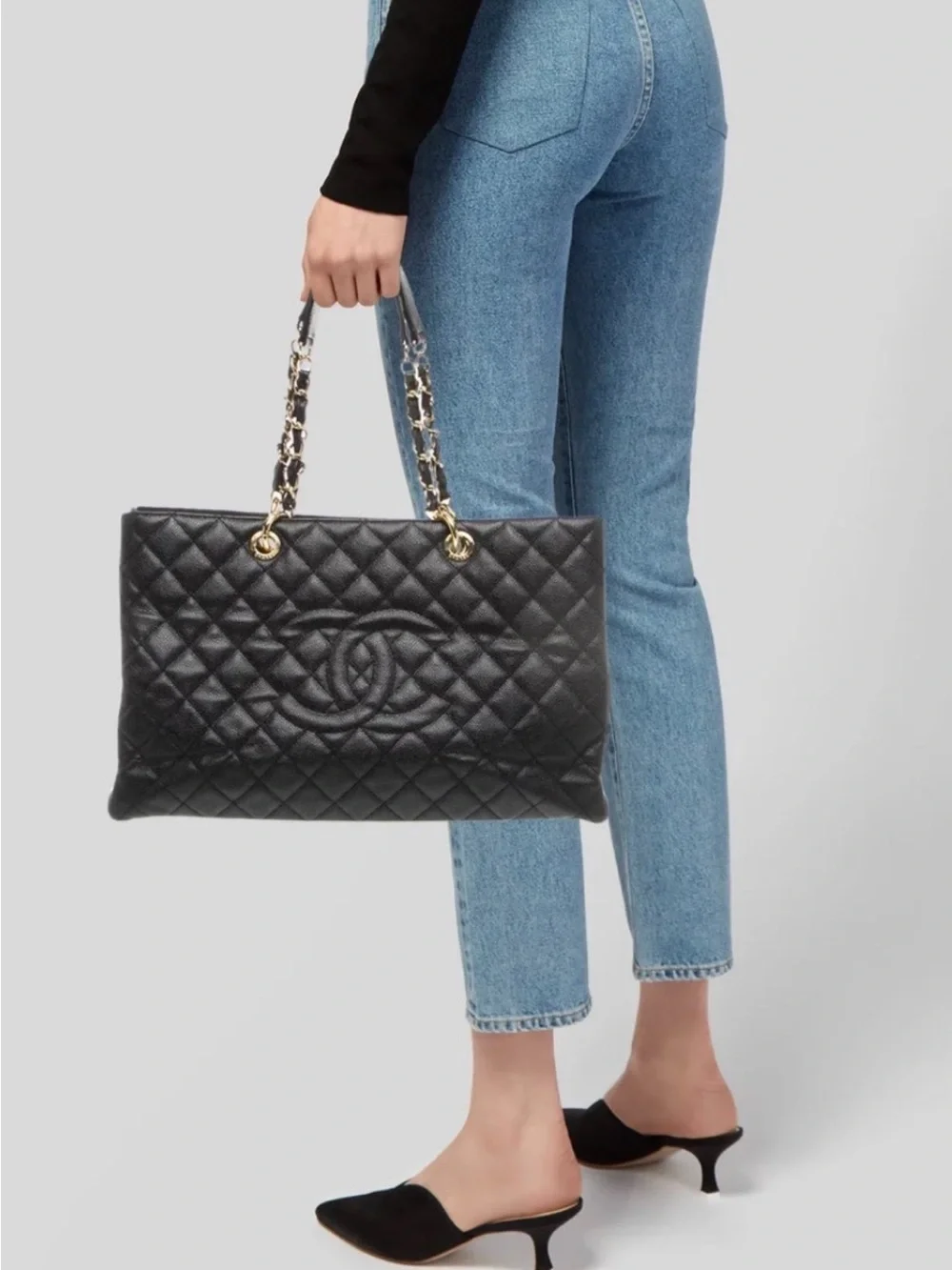 CHANEL up sale